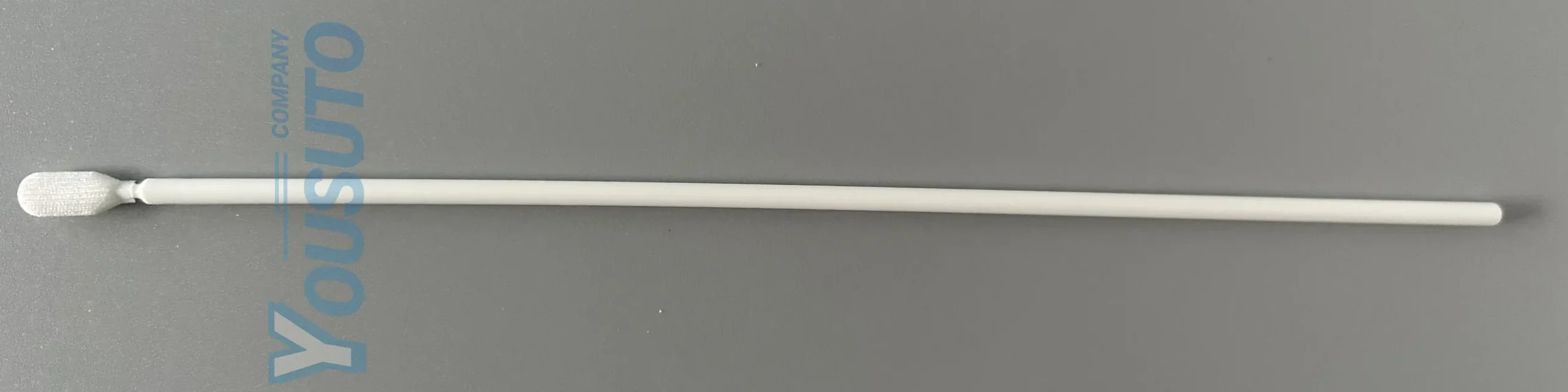 polyester swab consists of 100% knitted polyester fabric that is thermally bonded to a flex-tip polypropylene handle.